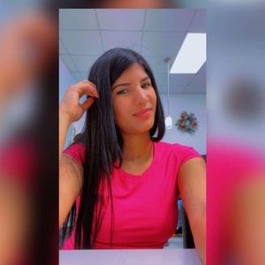 Meet your Posher, Stefanny